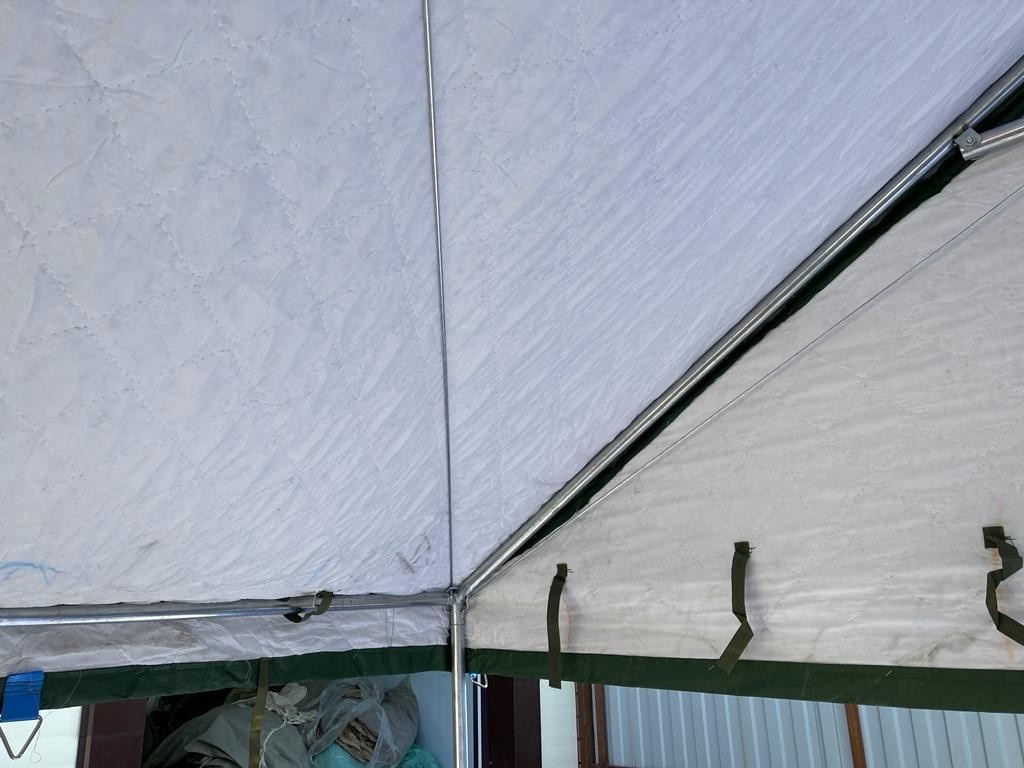 Палатка Каркасная утепленная зеленого цвета 5х4 Палатка Каркасная утепленная зеленого цвета 5х4